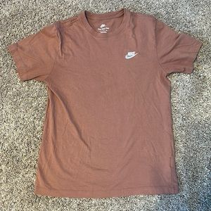 Men’s Nike Clay Tee
